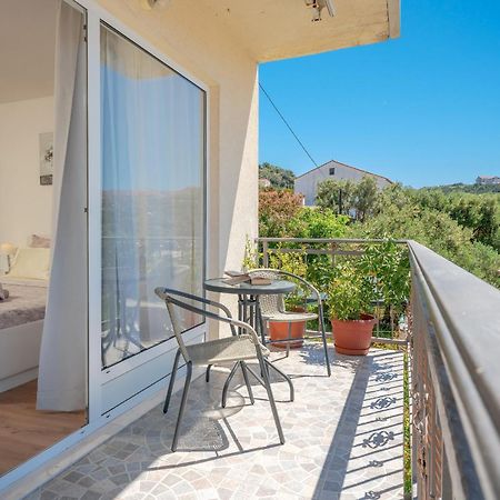 Apartments Edi - Zf Hvar Đảo Hvar Ngoại thất bức ảnh