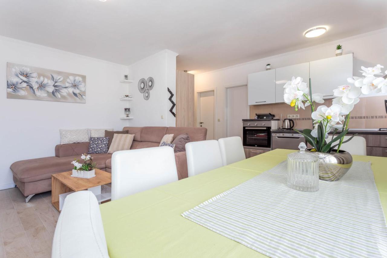 Apartments Edi - Zf Hvar Đảo Hvar Ngoại thất bức ảnh