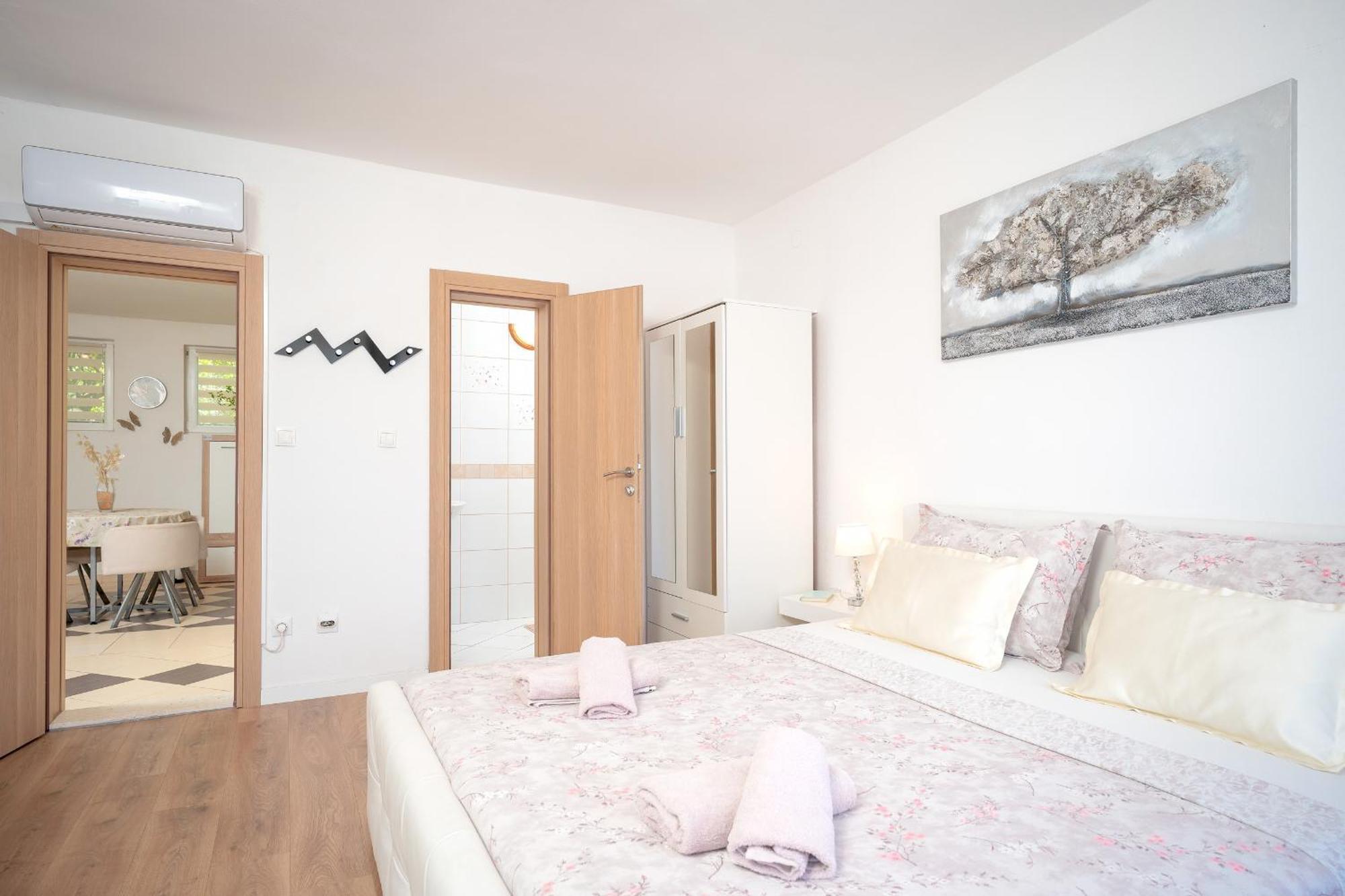 Apartments Edi - Zf Hvar Đảo Hvar Ngoại thất bức ảnh