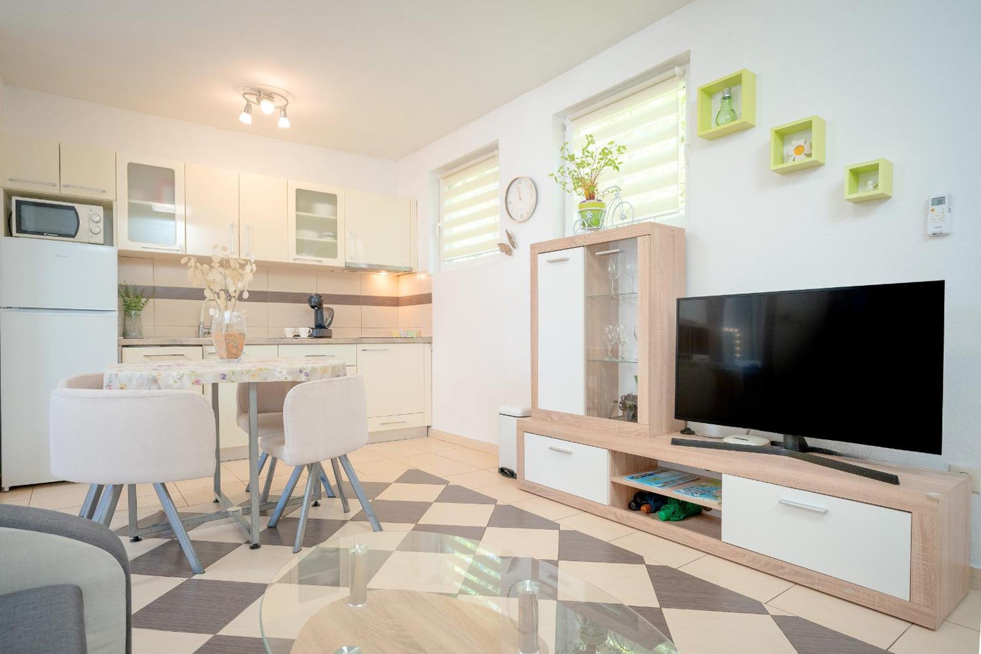 Apartments Edi - Zf Hvar Đảo Hvar Ngoại thất bức ảnh