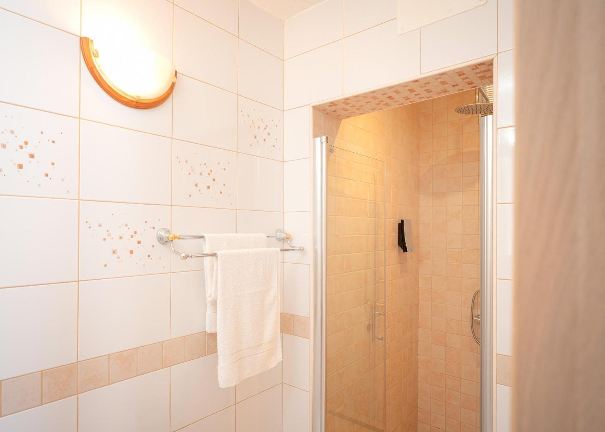 Apartments Edi - Zf Hvar Đảo Hvar Ngoại thất bức ảnh